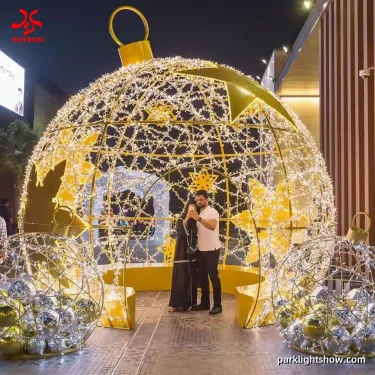 야외 크리스마스 디스플레이를위한 Hoyechi Star-Decorated Ball Arch Motif Light